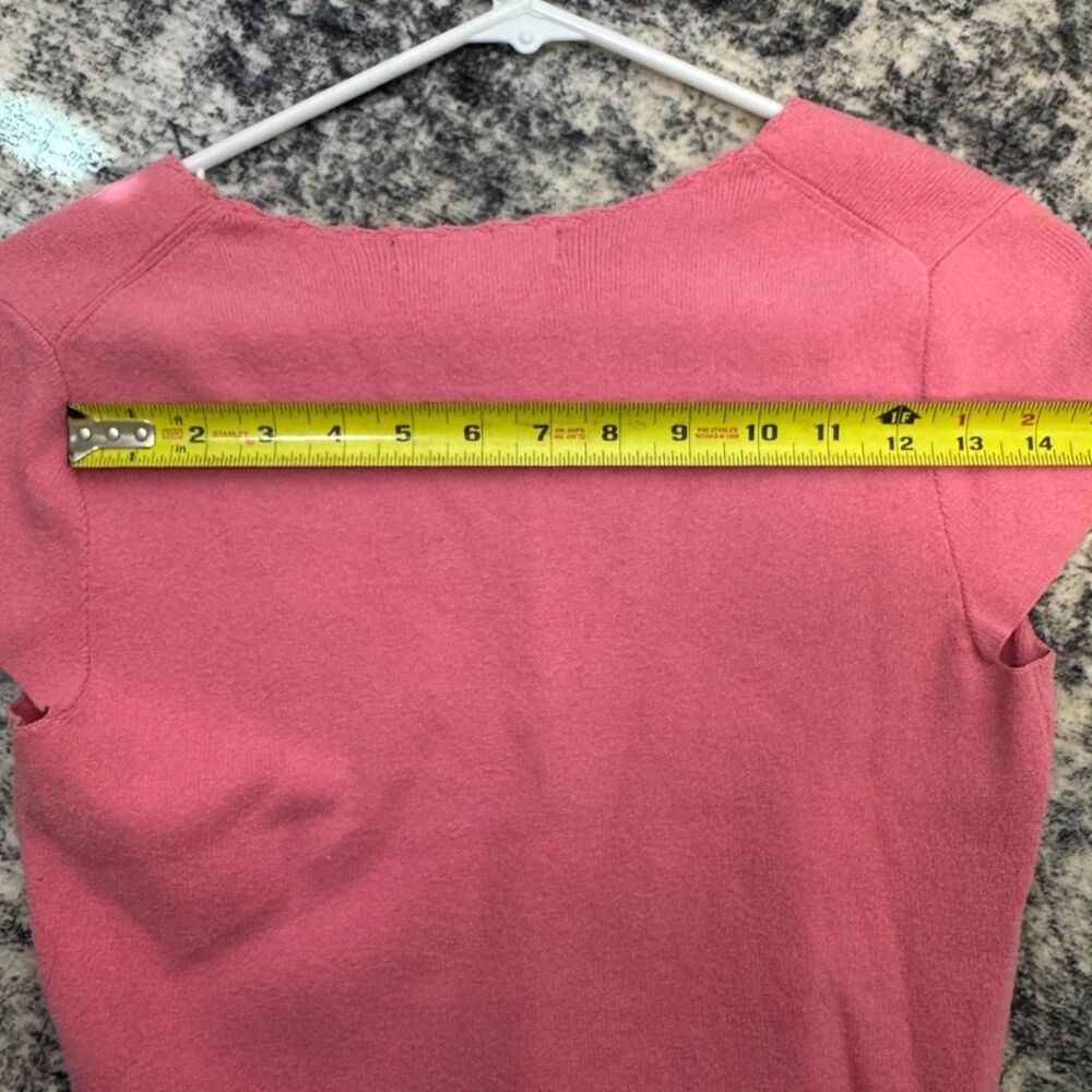Express Womens S Pink‎ Knit Top Scalloped V-Neck Short Sleeve Stretch - Picture 5 of 8